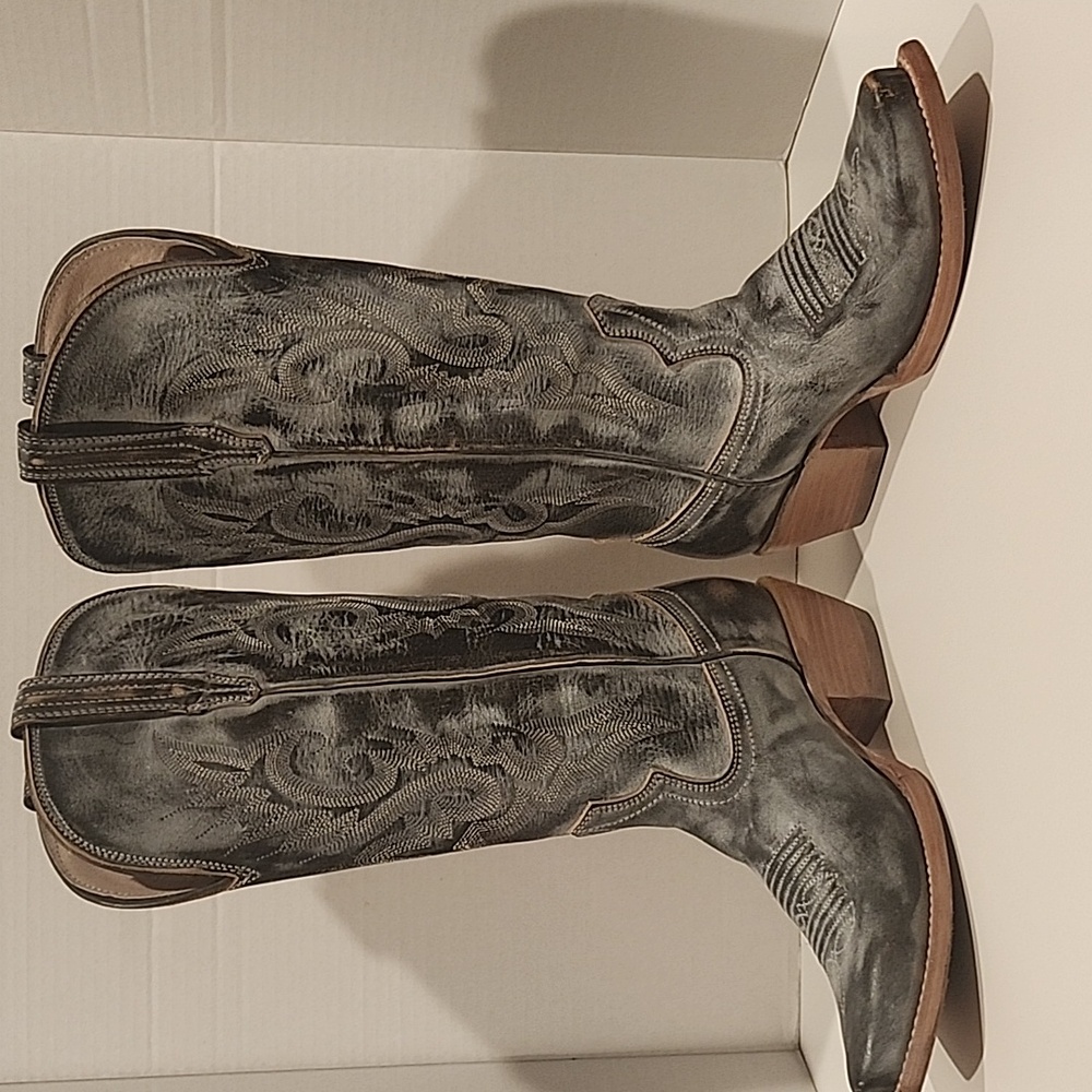Freebird Woodland cowboy boots, NEW, grey, 7